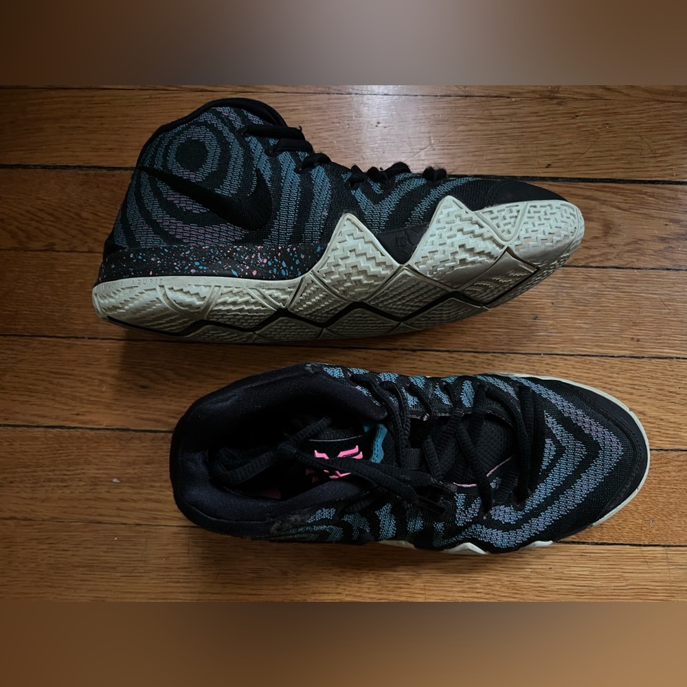 2018 Nike Kyrie shoes